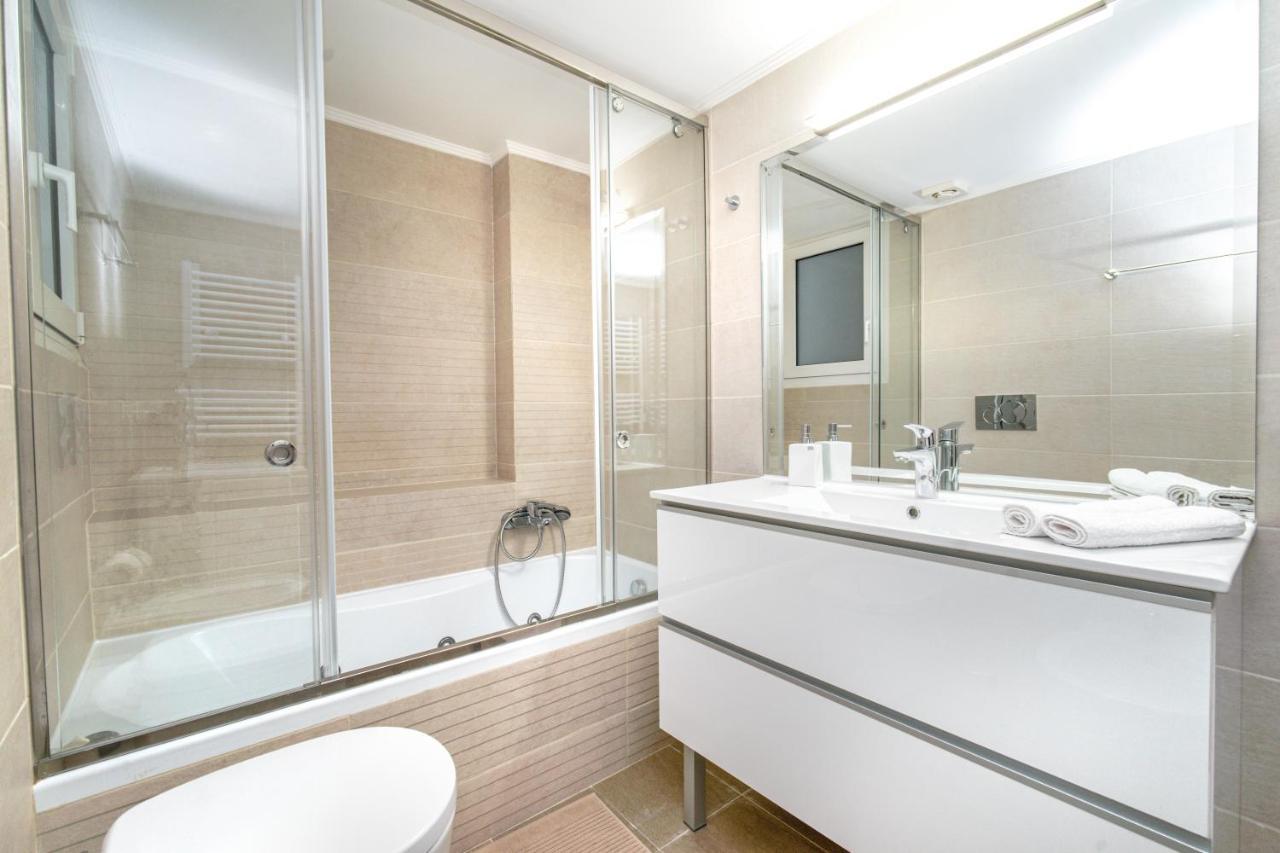 Апартаменты Urban Luxury On A Quiet Street In The Center Of Афины